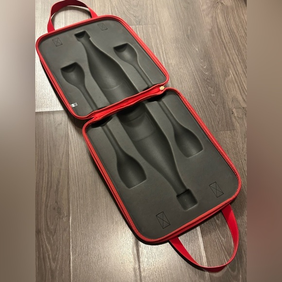 Piper Heidsieck Champagne Red Hard Shell Carrying Case - Picture 3 of 6